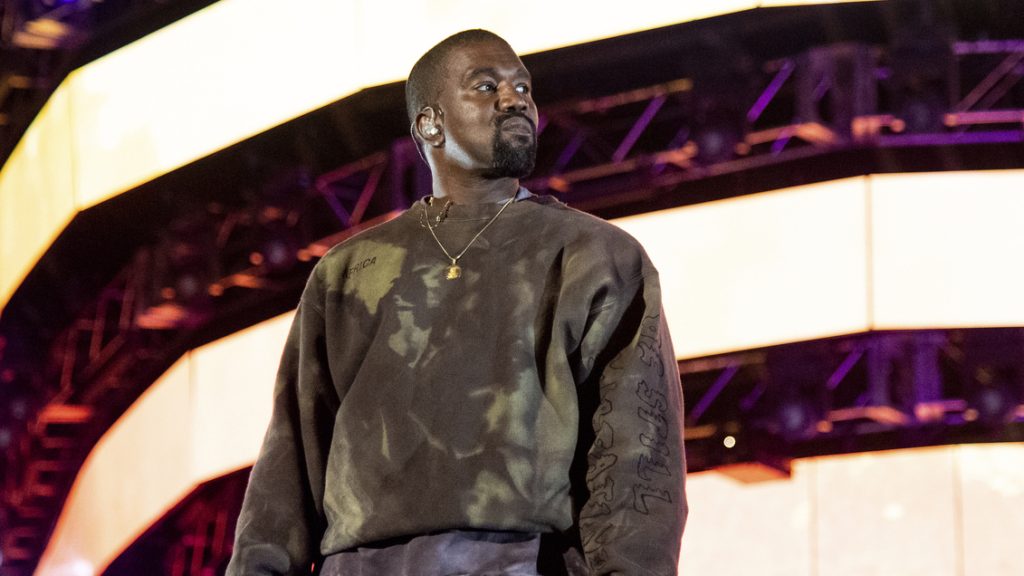 Kanye West'in Grammy'de Gösteri Yapması Yasaklandı: NPR