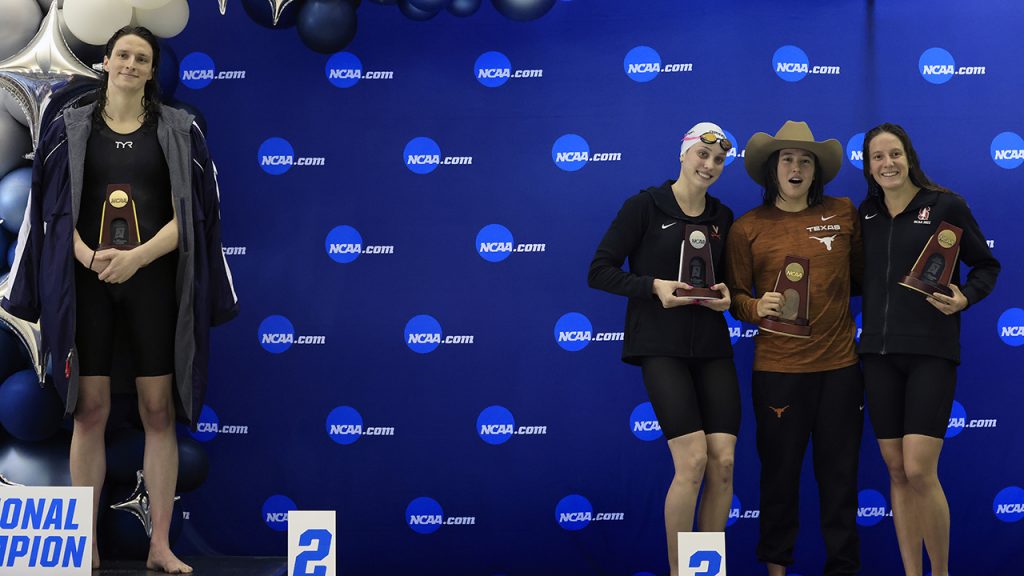 Kadın savunma grupları, trans yüzücü Leah Thomas'ın NCAA turnuvalarındaki hakimiyetini susturdu