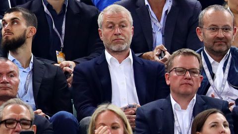 İngiltere hükümeti, Chelsea FC'nin sahibi Roman Abramovich'e yaptırım uygulama çabalarının bir parçası olarak... 