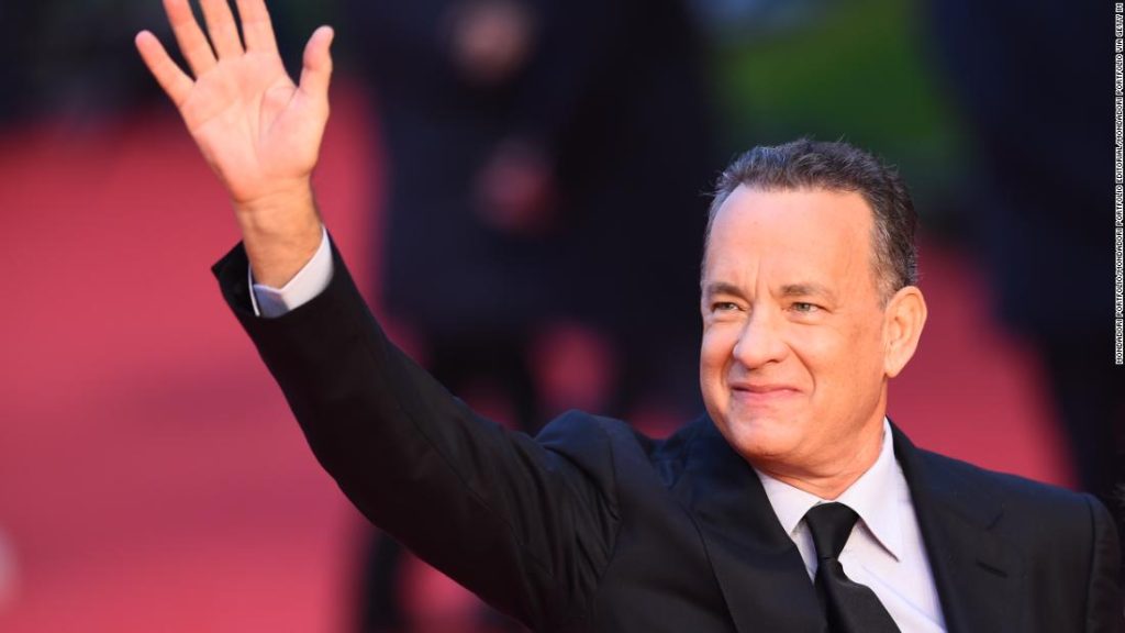 Tom Hanks, Pittsburgh'un her yerinde ortaya çıkıyor ve sakinleri şaşırtıyor