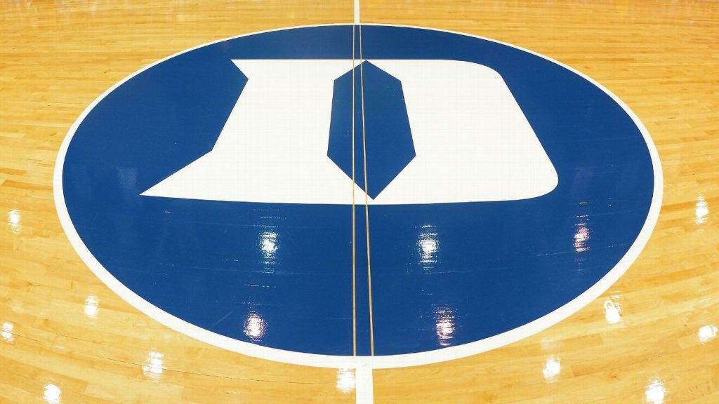 Duke Blue Devils, Kentucky Wildcats’ten Jay Lucas’ı erkek basketbol koçu asistanı olarak atadı.