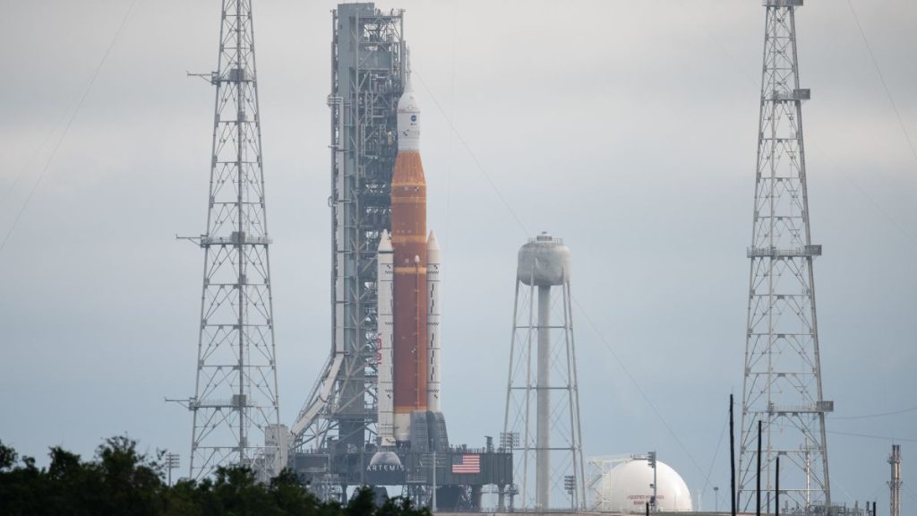 NASA, güvenlik endişeleri nedeniyle kritik Artemis 1 ay roket testini iptal etti