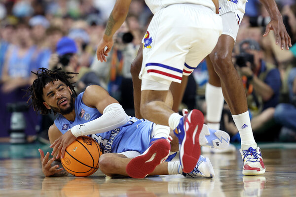 North Carolina’s R.J. Davis fights for the ball in the second half.