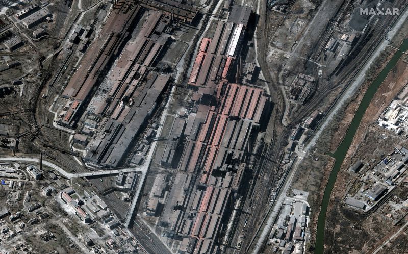 22 Mart tarihli bir uydu görüntüsü, Ukrayna'nın Mariupol kentindeki Azovstal çelik tesisine genel bir bakış sunuyor.