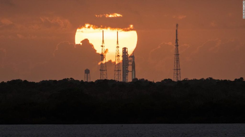 NASA'nın Artemis I supermoon roketi, Haziran ayında piyasaya sürülmeden önce başka bir test alacak