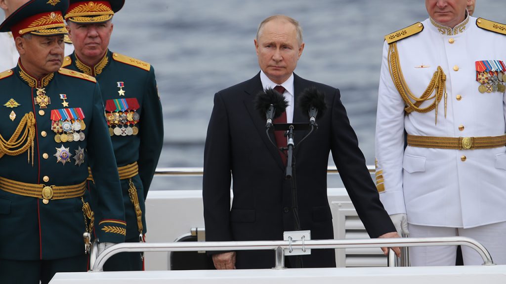 'Kıyamet Günü': Putin, nükleer temalı İkinci Dünya Savaşı geçit töreniyle Batı'yı caydırmayı umuyor