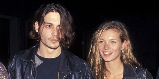 Johnny Depp ve Kate Moss, 1990'larda çıkıyor.