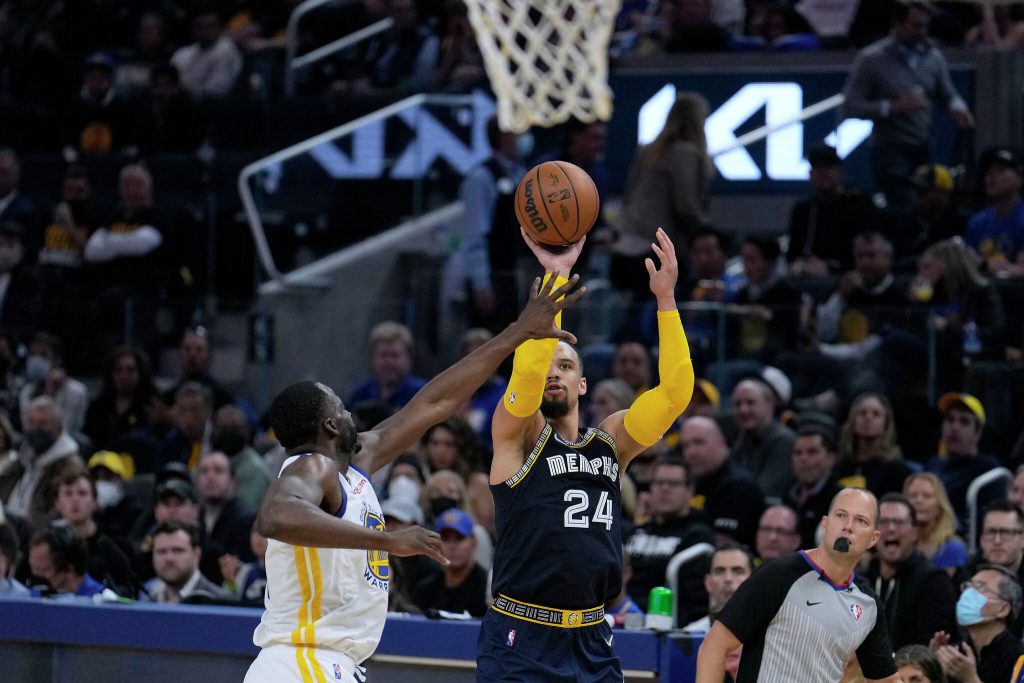 Korkunç performans Dillon Brooks, Warriors’ı kendilerinden kurtardı