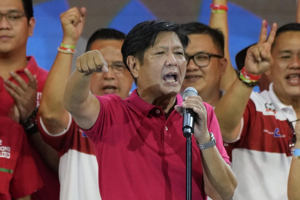 Marcos başkanlığı ABD'nin Çin'e karşı koyma çabalarını karmaşıklaştırıyor