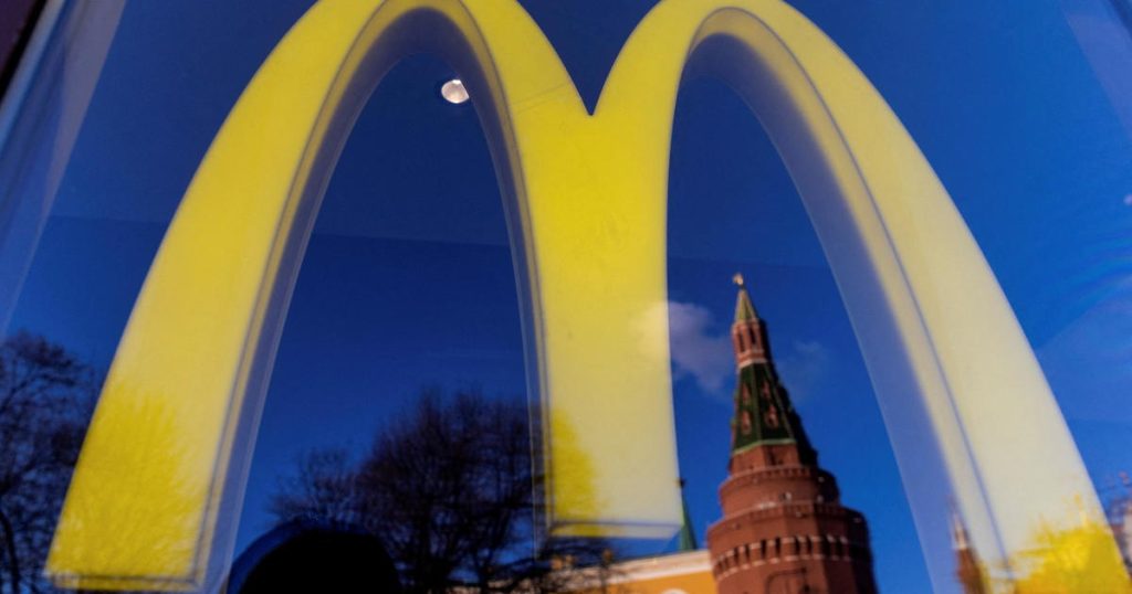 McDonald's Rusya'daki işini satıyor