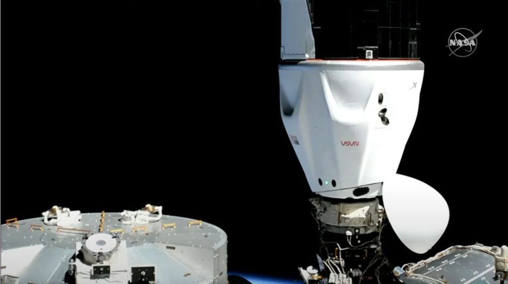 SpaceX şimdiye kadarki en hızlı Dragon Astronot'un uzay istasyonuna uçuşunu gerçekleştirdi