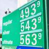 Gaz fiyatları, Nisan ayından bu yana ilk haftalık düşüşünde galon başına 5 doların altına düştü