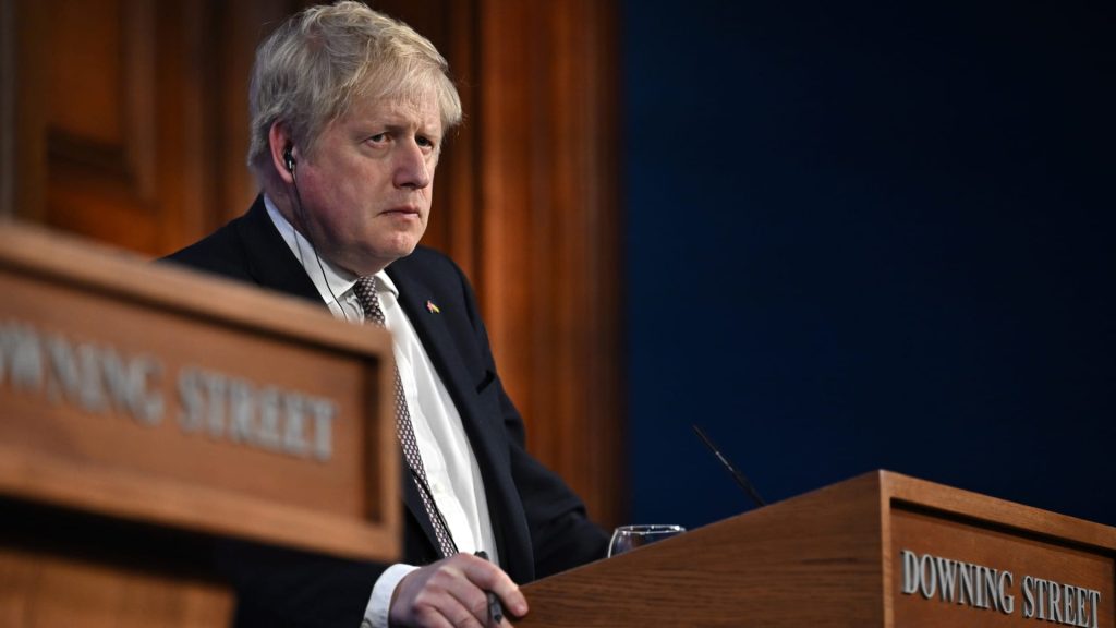 İngiltere Başbakanı Boris Johnson Pazartesi günü güven oylamasıyla karşı karşıya kalacak.