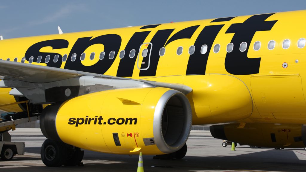 Atlanta'ya indikten sonra Spirit Airlines uçağının frenleri alev aldı: NPR