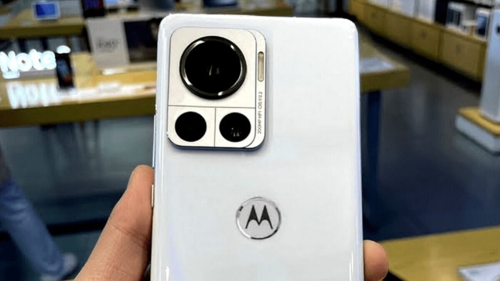 Executive, Motorola Edge 30 Ultra'daki 200 MP sensörden örnek bir görüntü paylaşıyor