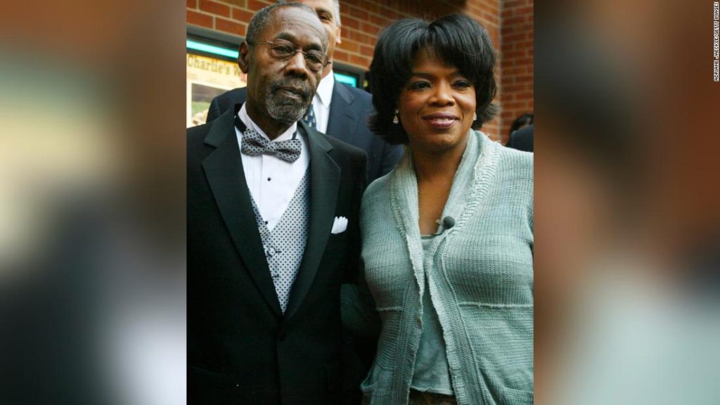 Oprah'ın babası ve eski meclis üyesi Vernon Winfrey hayatını kaybetti.