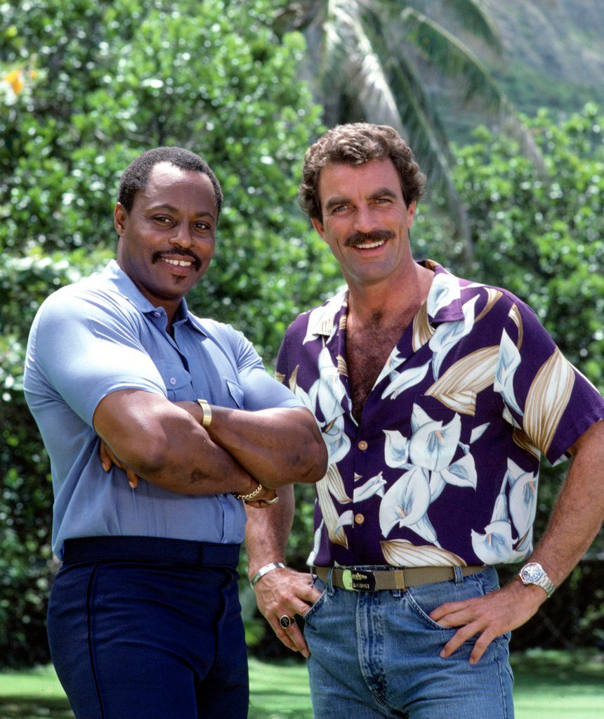 Mosley, Tom Selleck ile birlikte Magnum, PI'da.