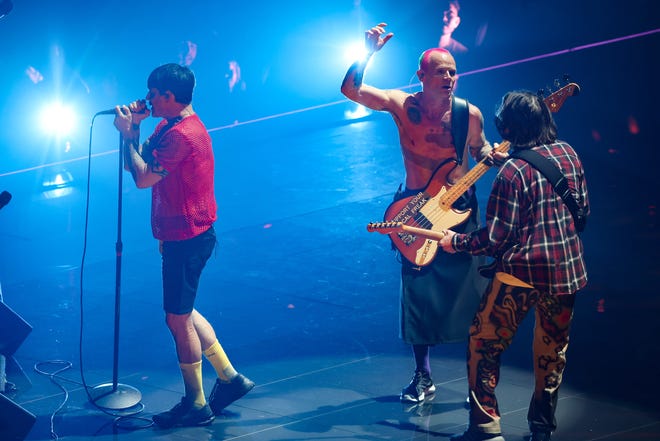 Red Hot Chili Peppers'tan Anthony Kiedis, Flea ve John Froscianti