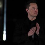 Elon Musk, Twitter anlaşması için 7 milyar dolarlık Tesla hissesi sattı
