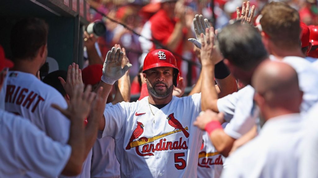 Grand Slam Albert Pujols, Adam Wainwright’ın St. Louis Cardinals’in 40’lık mücevherini destekliyor