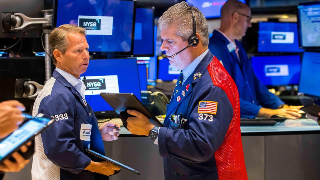 Hisse senedi vadeli işlemleri Wall Street'in Ağustos'ta kayıplarla kapanmasının ardından düştü