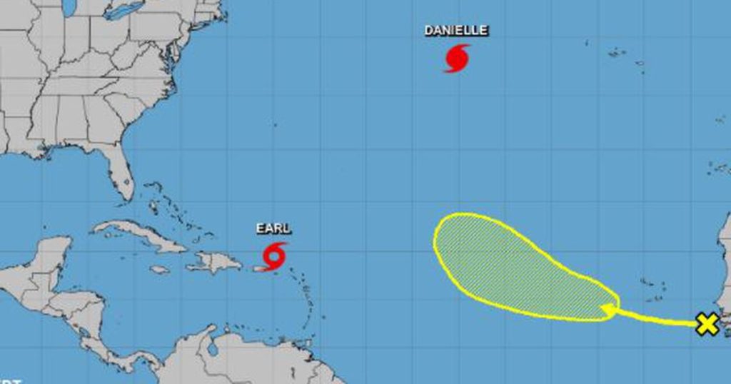 Tropical Storm Earl’ün kasırgaya dönüşeceği tahmin edildi: Tahminciler