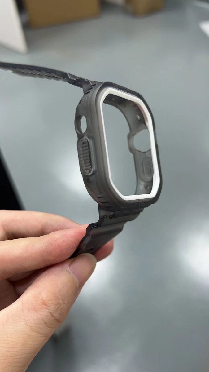 Apple Watch 8 Pro için talep edilen kasa/kayış