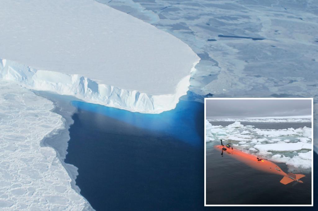 Antarktika'nın "Kıyamet Buzulu" "tırnaklarıyla" asılı