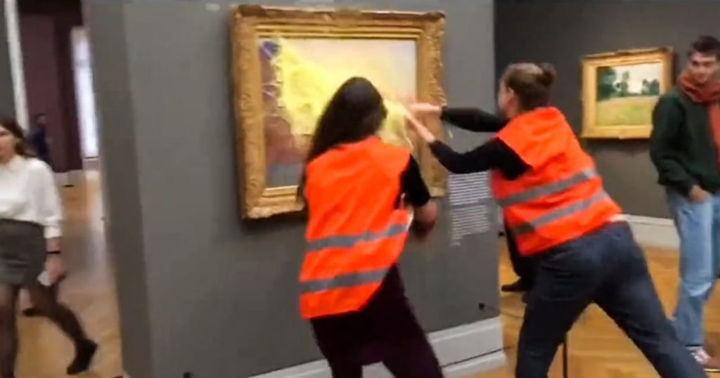 Monet'in 110 milyon dolarlık tablosuna patates püresi atan Alman protestocular tutuklandı