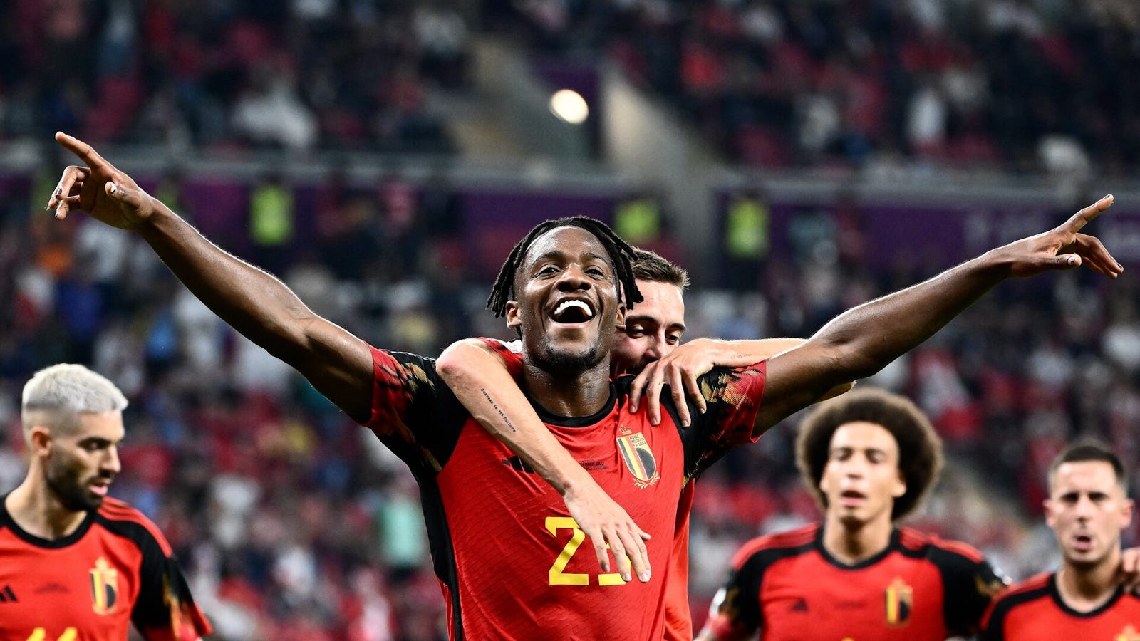 Belçikalı Michy Batshuayi, Kanada'ya 44 dakikada gol attı.