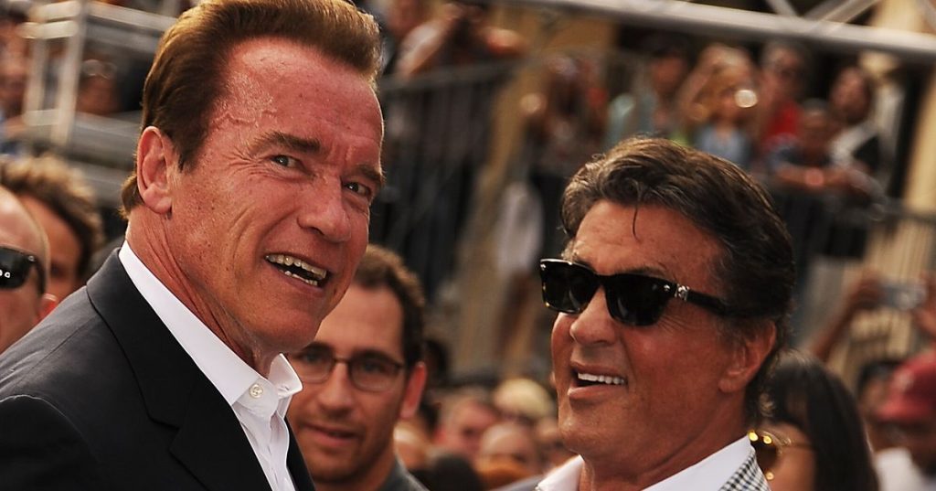 Arnold Schwarzenegger, korkunç bir filmde Sylvester Stallone'u aldattığını itiraf etti