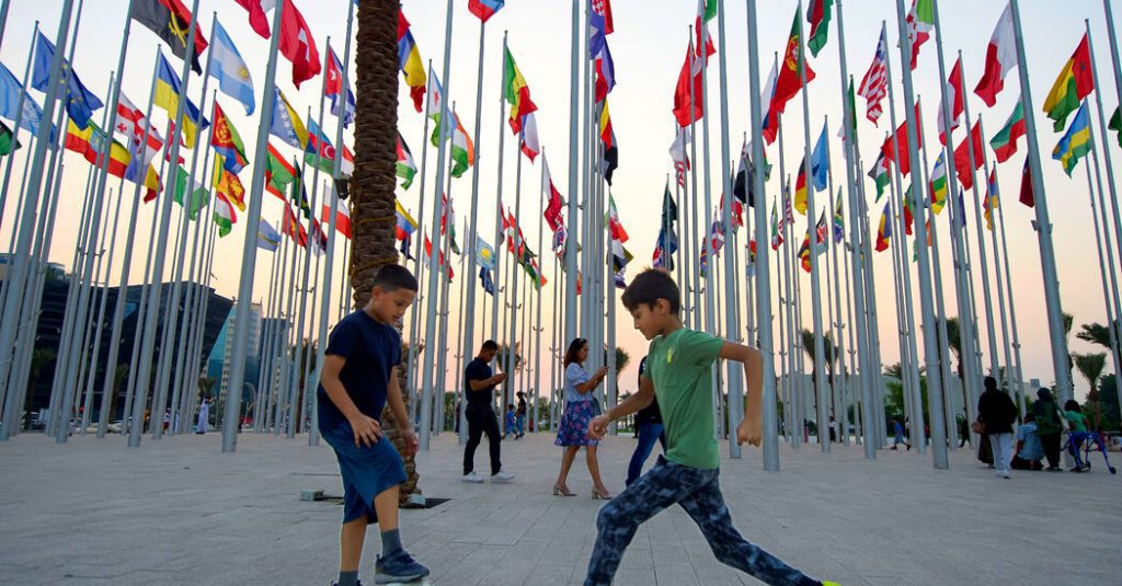 Katar, taraftarlara ücretsiz Dünya Kupası gezileri sunuyor.  Ama bir yakalama vardı.