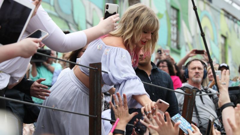 İki düzineden fazla Taylor Swift hayranı Ticketmaster'a dava açıyor